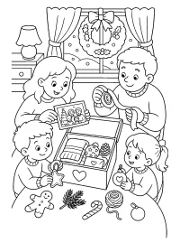 Bambini preparano una scatola dei ricordi di Natale disegno da colorare PDF gratis